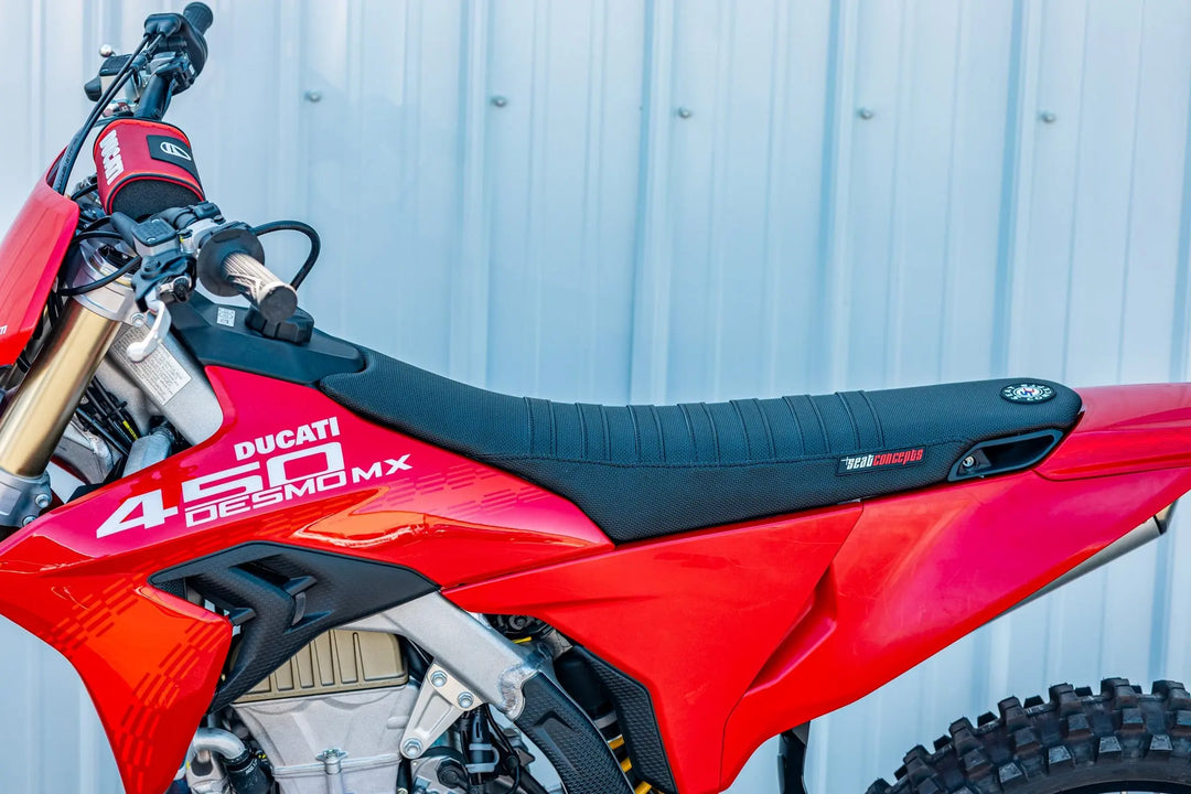 Seat Concepts Race 2.0 Foam &amp; Cover Kit Ducati Desmo450 MX, Black Wire / Black Wire / Black Wire
