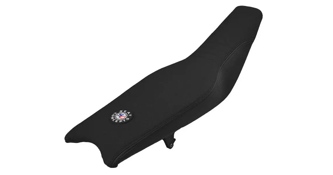 Seat Concepts Komfort Foam &amp; Cover Kit GASGAS EC / XC / Rieju MR, Black Sandpaper, Seiten Black Carbon Fiber