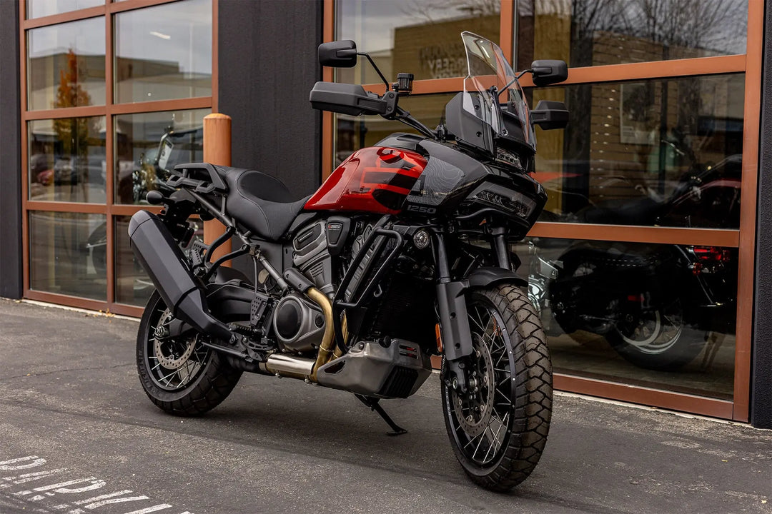 Seat Concepts Komfort-Sitzbank Harley-Davidson Pan America 1250, Black Sandpaper, Seiten Black Carbon Fiber