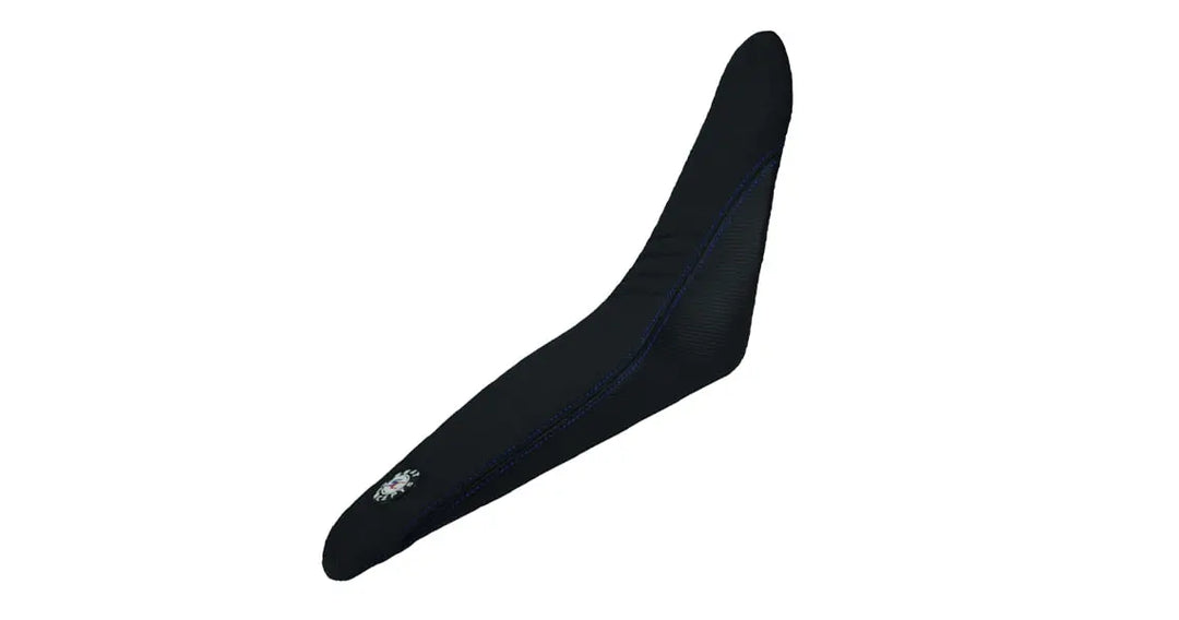 Seat Concepts Komfort-Sitzbank Husqvarna FE / TE / FC / TC, Black Sandpaper, Seiten Black Carbon Fiber, Naht blau