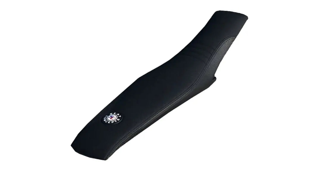 Seat Concepts Komfort-Sitzbank Husqvarna FE / TE / FC / TC, Black Sandpaper, Seiten Black Carbon Fiber, Naht schwarz (Abbildung zeigt Standardhöhe)