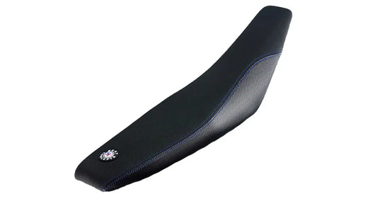 Seat Concepts Komfort-Sitzbank Husqvarna FE / TE / FC / TC, Black Sandpaper, Seiten Black Carbon Fiber, Naht blau