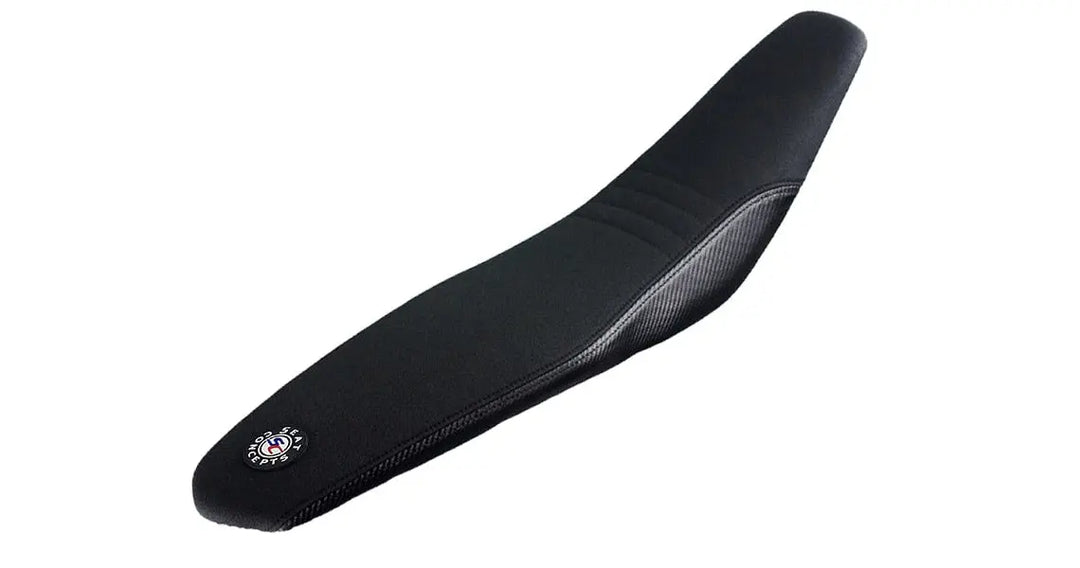 Seat Concepts Komfort-Sitzbank KTM EXC-F / EXC / SX-F / SX, Black Sandpaper, Seiten Black Carbon Fiber, Naht schwarz