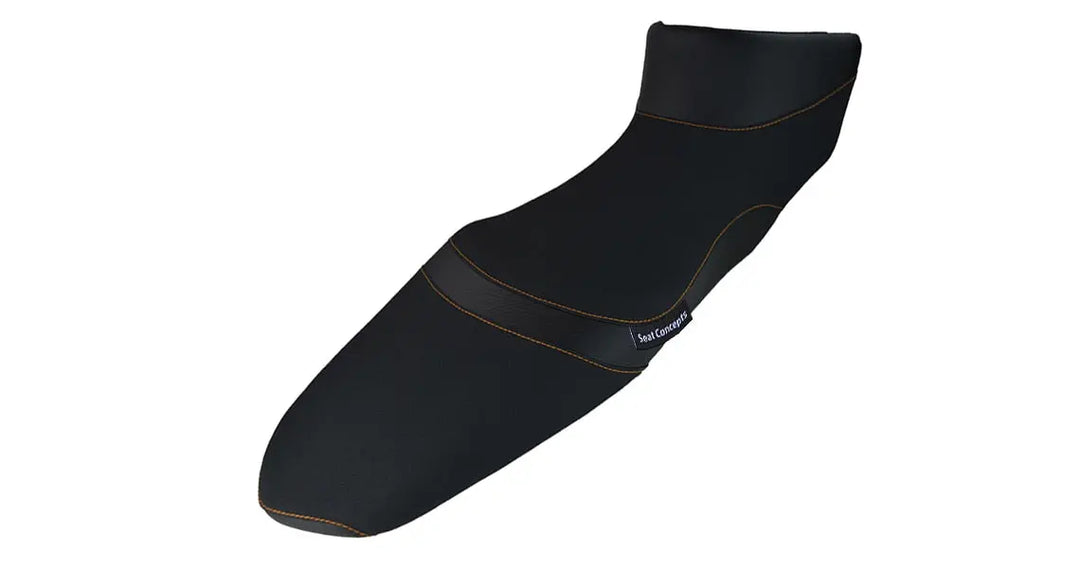 Seat Concepts Komfort-Sitzbank KTM 1090 / 1190 Adventure, 1290 Super Adventure, Black Sandpaper, Seiten Black Carbon Fiber, Naht orange