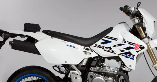 Seat Concepts Komfort-Sitzbank Suzuki DR-Z400, Black Semi-Grip, Seiten Black Carbon Fiber