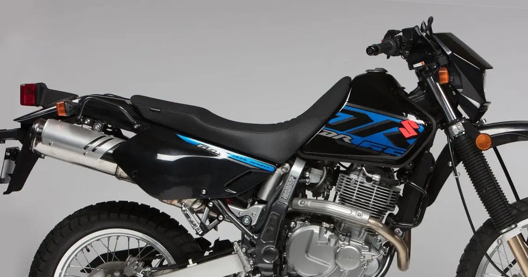 Seat Concepts Komfort-Sitzbank Suzuki DR 650 SE, Black Carbon Fiber