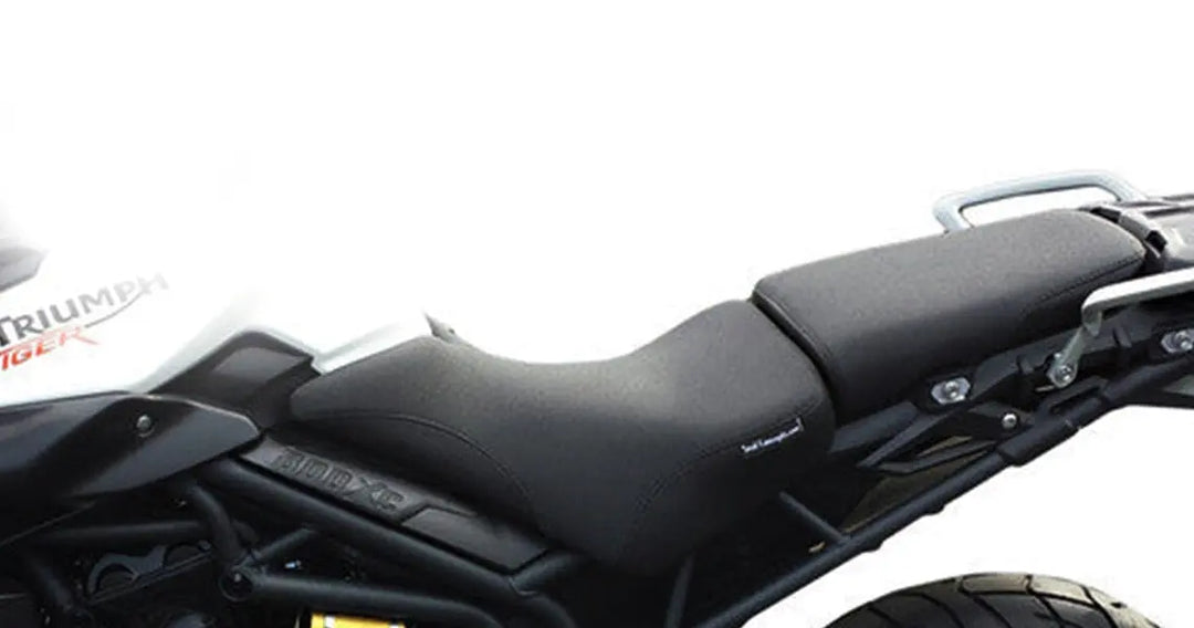Seat Concepts Komfort Foam &amp; Cover Kit mit Soziusbezug Triumph Tiger 800, Black Carbon Fiber