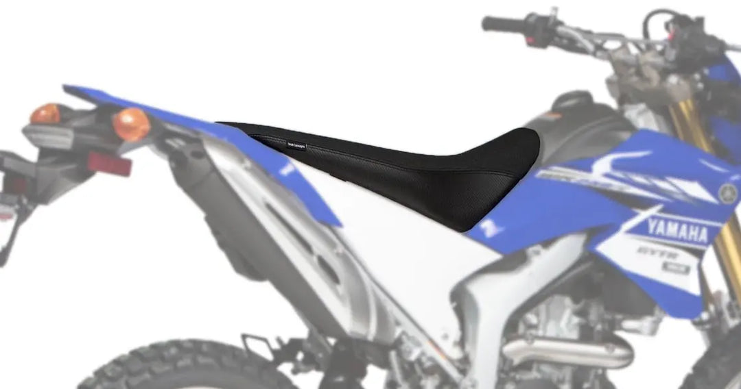 Seat Concepts Komfort-Sitzbank Yamaha WR250R / WR250X, Black Sandpaper, Seiten Black Carbon Fiber