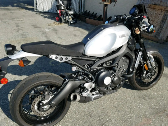 Seat Concepts Komfort Foam &amp; Cover Kit Yamaha XSR900, Black Vinyl, Seiten Black Diamante