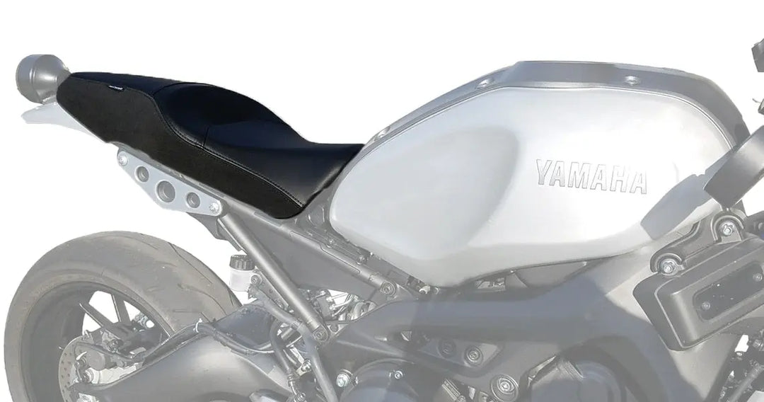 Seat Concepts Komfort Foam &amp; Cover Kit Yamaha XSR900, Black Vinyl, Seiten Black Diamante