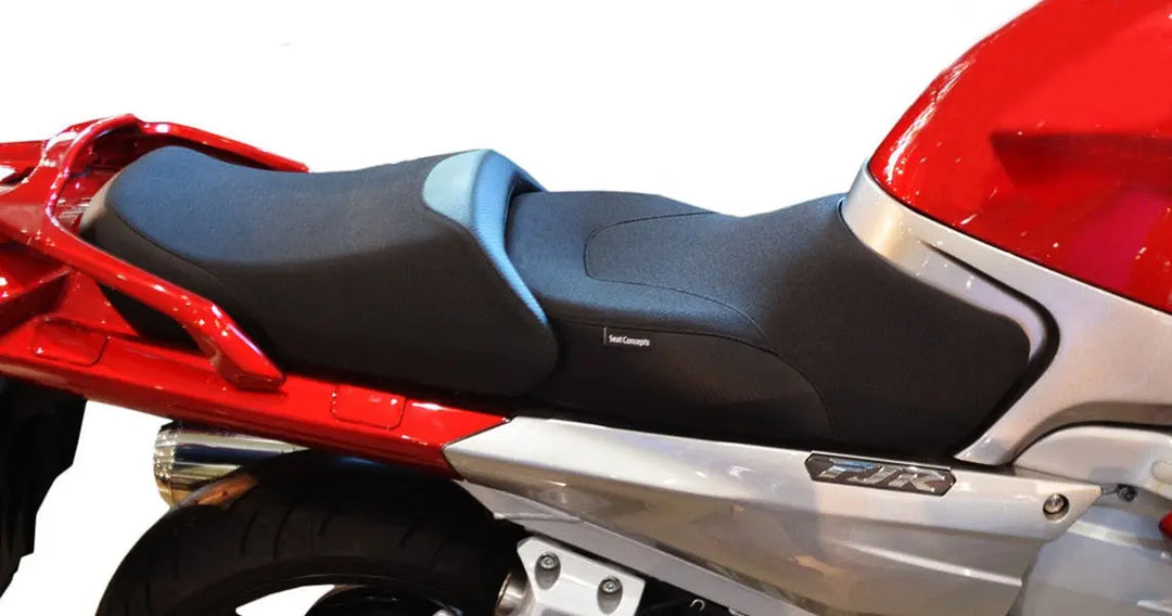 Seat Concepts Komfort Foam &amp; Cover Kit mit Soziusbezug Yamaha FJR1300, Black Sandpaper, Seiten Black Carbon Fiber