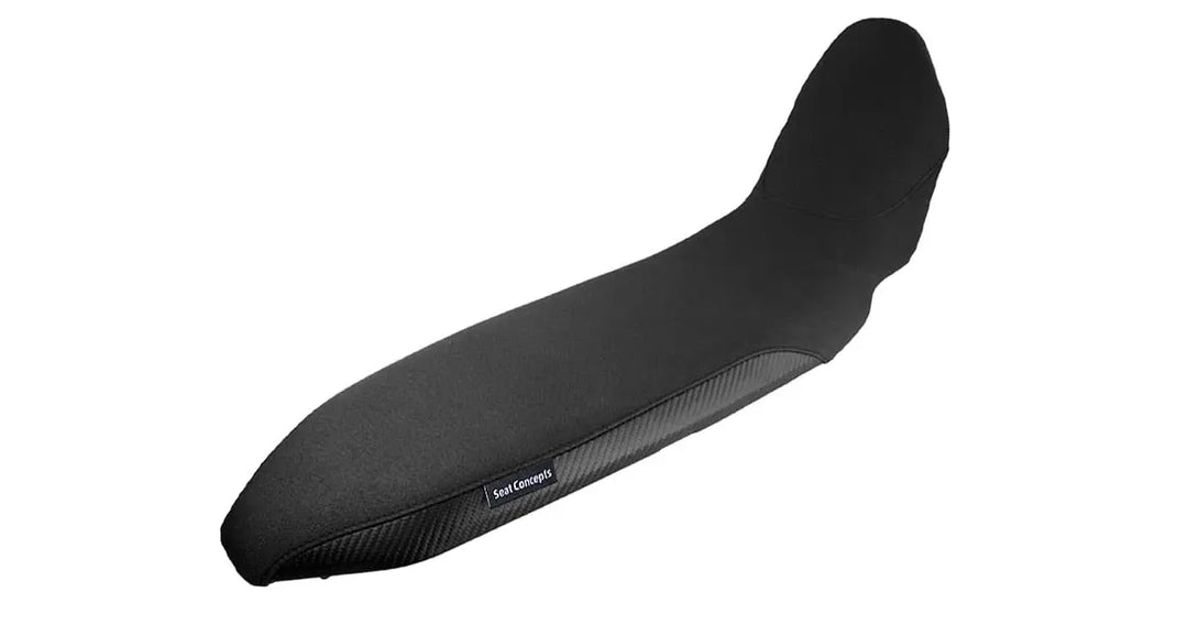 Seat Concepts Rally Sitzbank Yamaha Tenere 700, Black Sandpaper, Seiten Black Carbon Fiber (Abbildung zeigt die niedrige Ausführung)