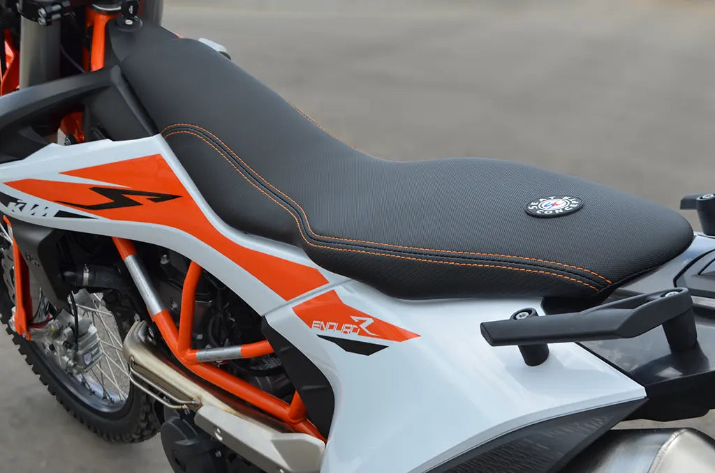 Komfort-Sitzbank NIEDRIG -15mm, KTM 690 Enduro R - SMC-R (2021-24), Seat Concepts Seat Concepts