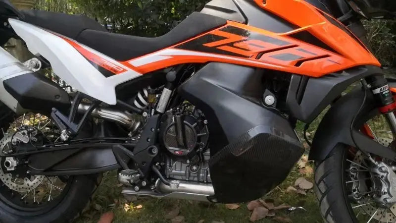 Tankschutz aus Carbon für KTM 790/890 ab Bj. 2019 Tekmo Racing
