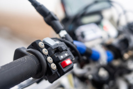 Remotek Edge – kabelloser Bluetooth Controller für Motorrad Navigation