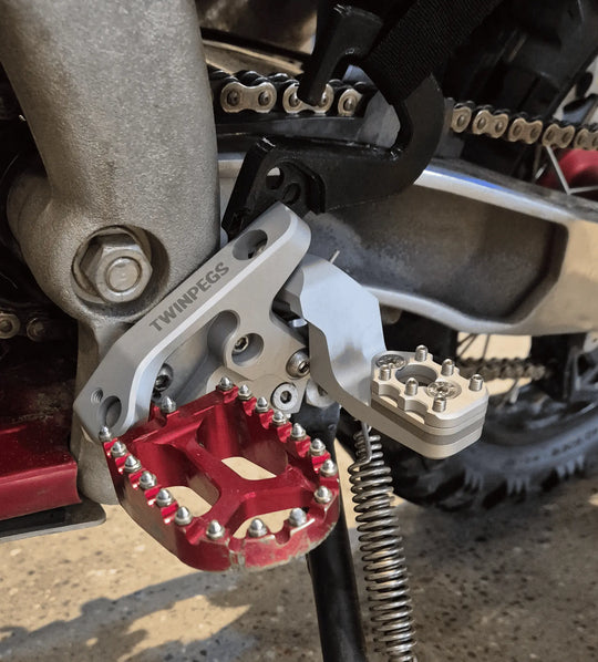 TwinPegs - AJP PR7
