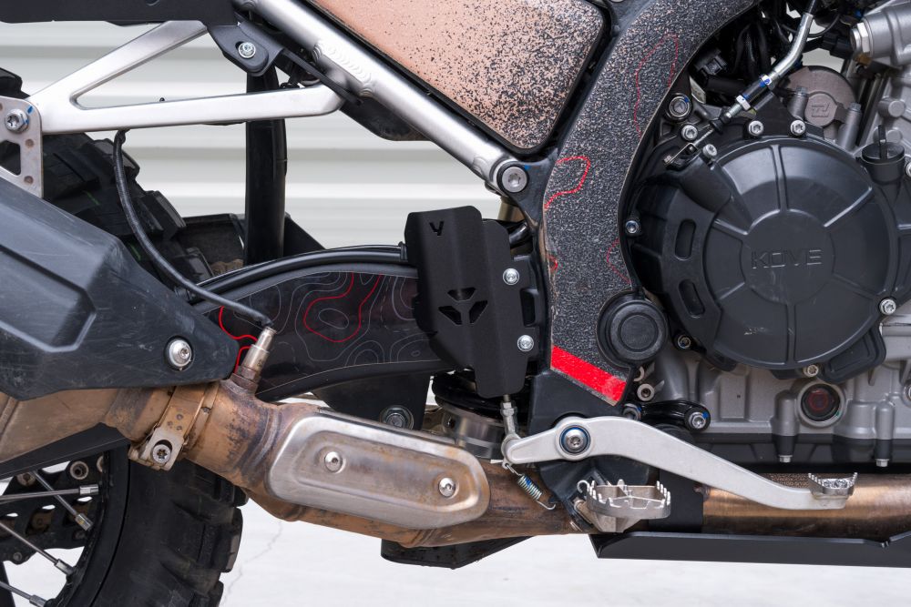 Yakk EXP Schutzblech Fußbremszylinder für Kove X 800 Rally