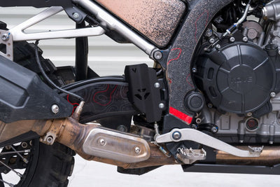 Yakk EXP Schutzblech Fußbremszylinder für Kove X 800 Rally