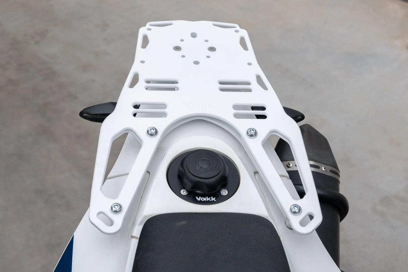 Yakk EXP Gepäckplatte weiß für Softgepäck für Husqvarna 701