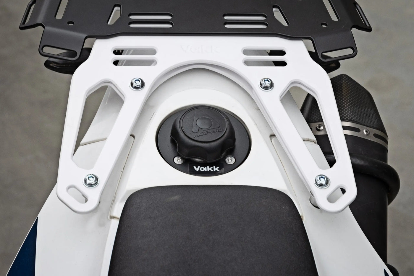 Yakk EXP Tankstutzen für Husqvarna 701 und GasGas 700