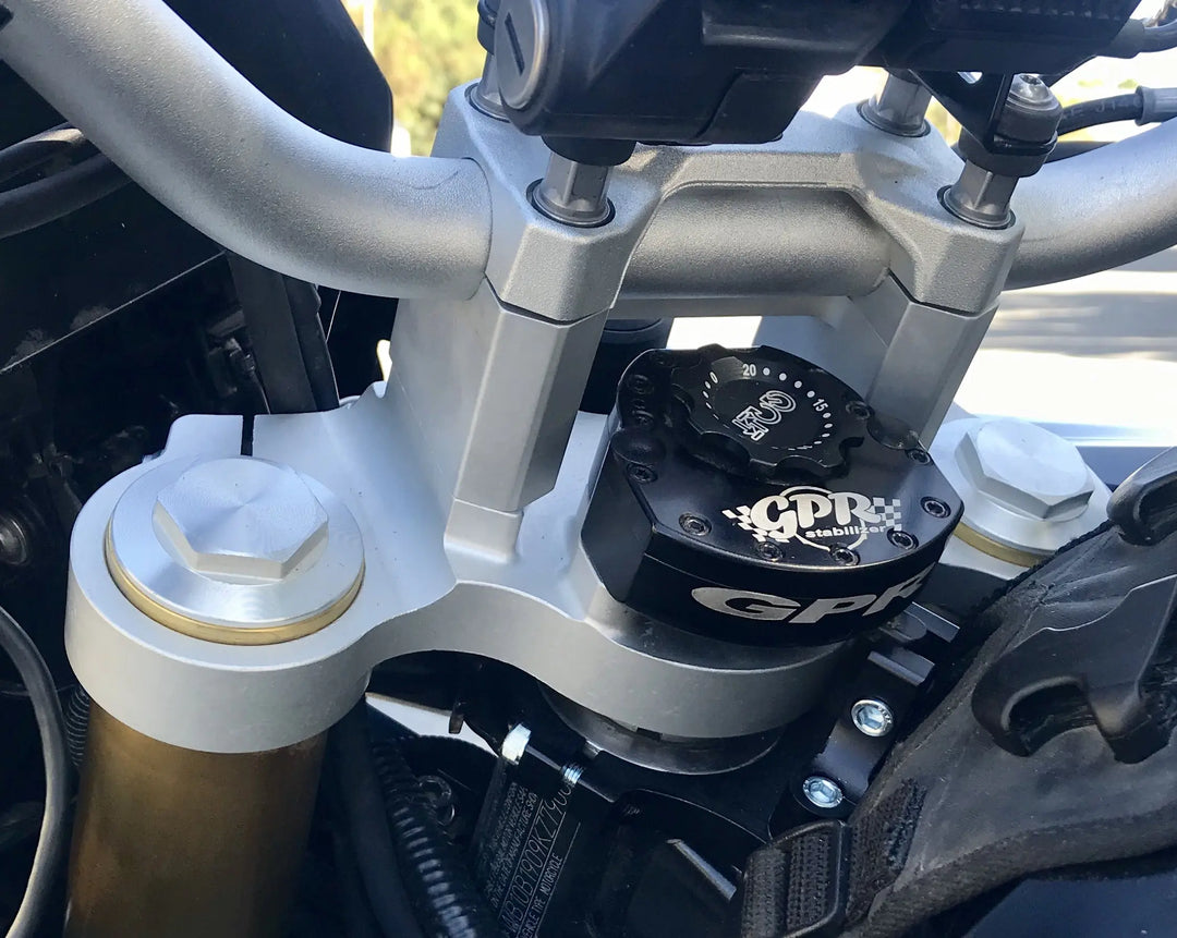 BMW F850GS Lenkungsdämpfer inkl. obere Gabelbrücke GPR Stabilizer